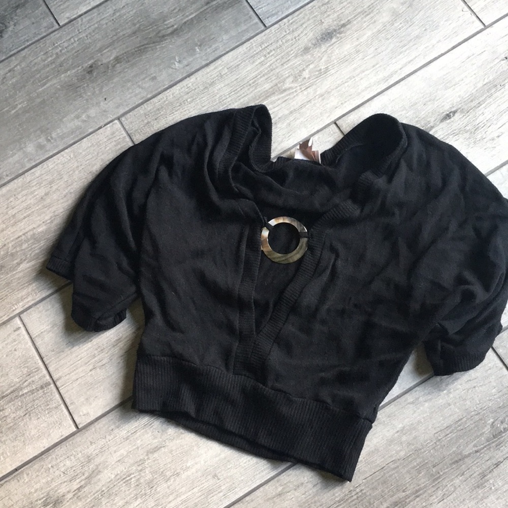 Women’s top short sleeve sweater